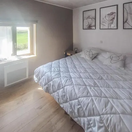 7 Bedroom In Maubert-Fontaine